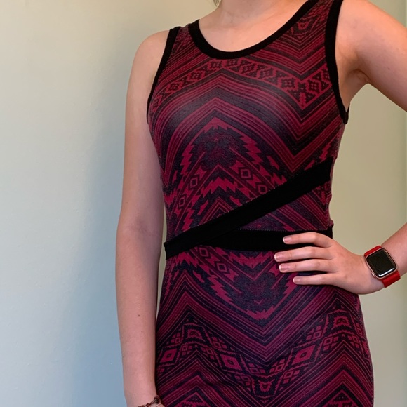 Patterned Body Con Maxi Dress - Picture 2 of 5